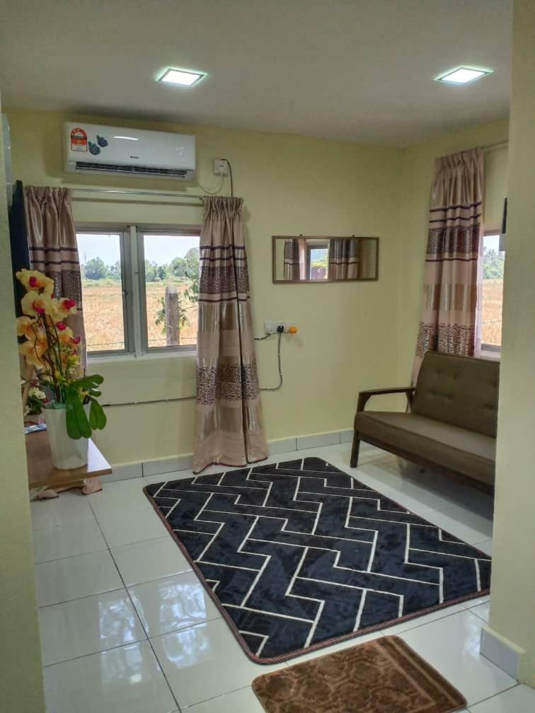 Tempoyak villa homestay Pantai Cenang  Dış mekan fotoğraf