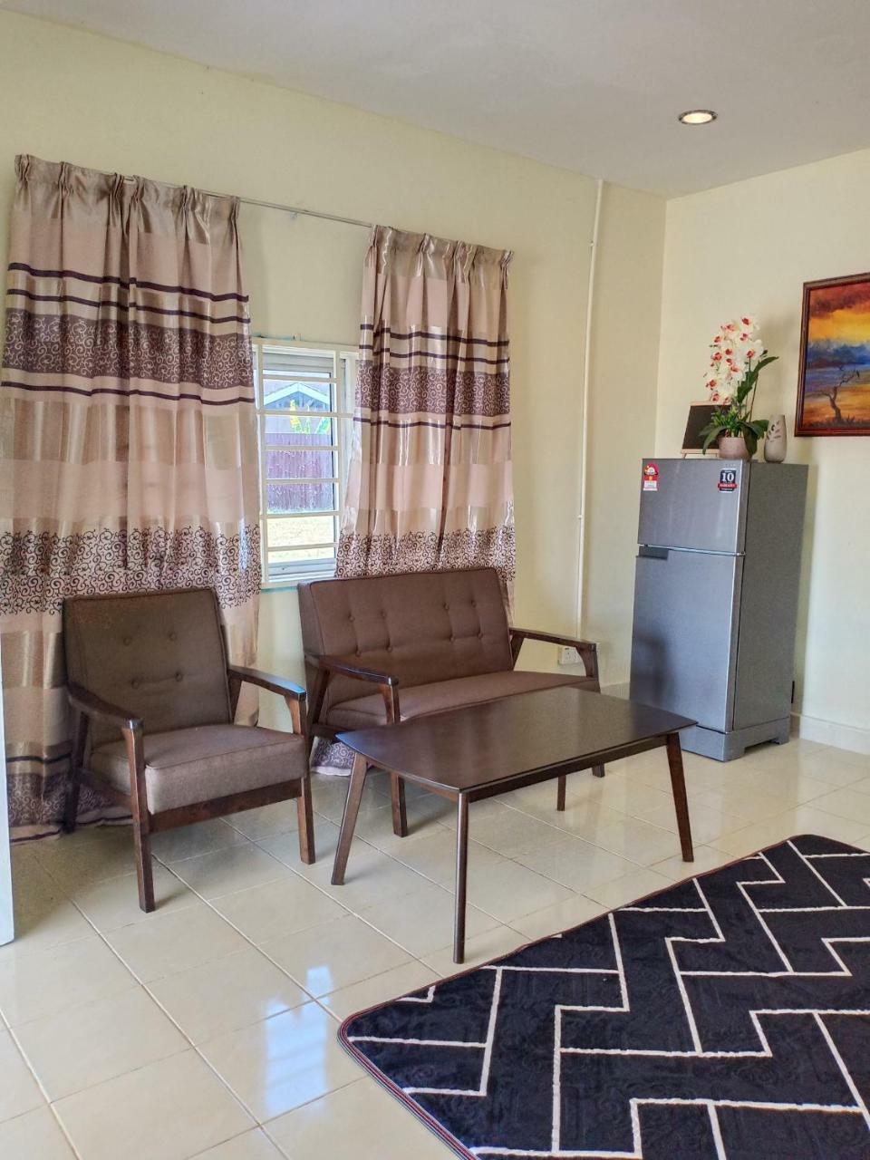 Tempoyak villa homestay Pantai Cenang  Oda fotoğraf